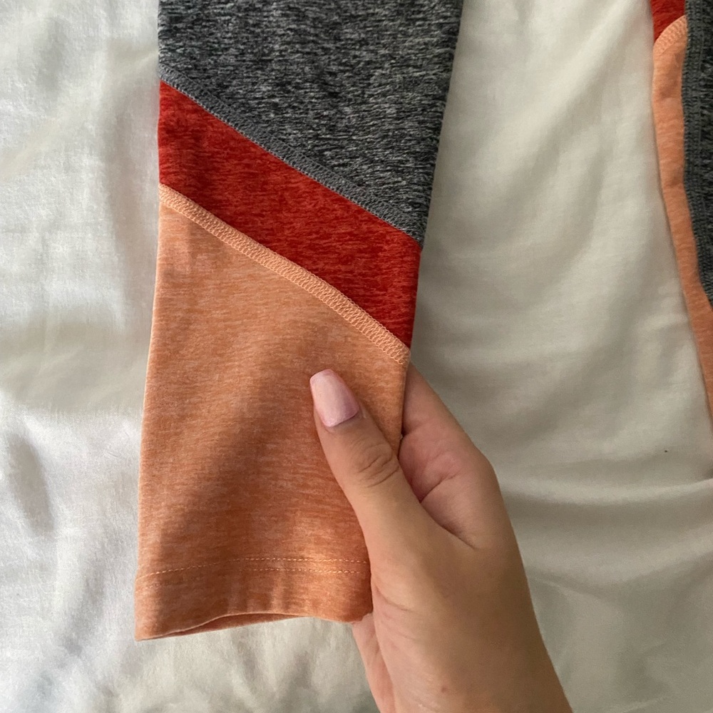 Beyond Yoga leggings - Picture 6 of 10
